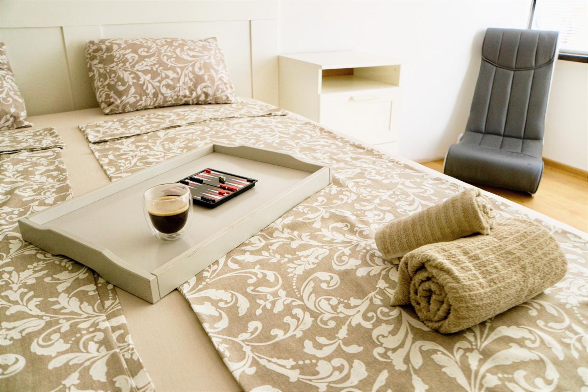 The White Apartment - Free Parking Sofia Ngoại thất bức ảnh